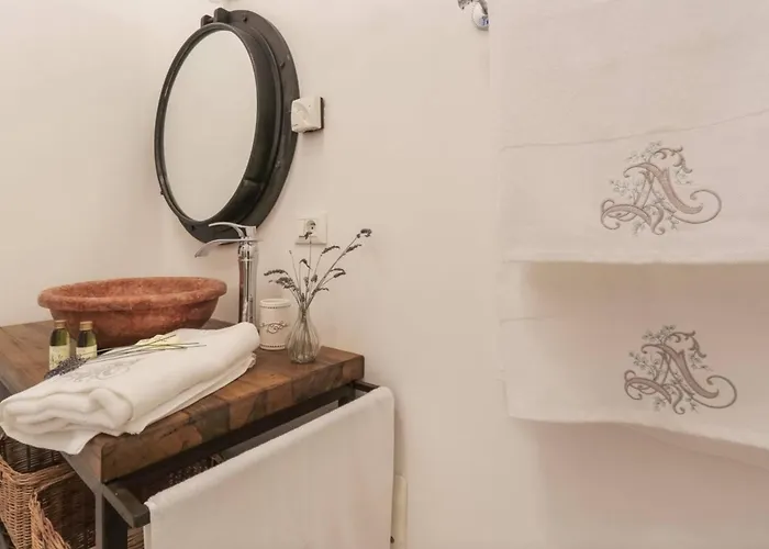 Cassini Gt - 1 Bedroom - Balcony - Place Garibaldi