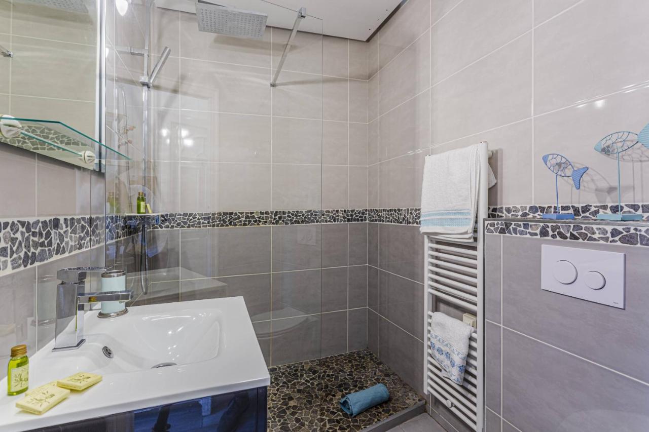 Apartment Cassini Gt - 1 Bedroom - Balcony - Place Garibaldi *